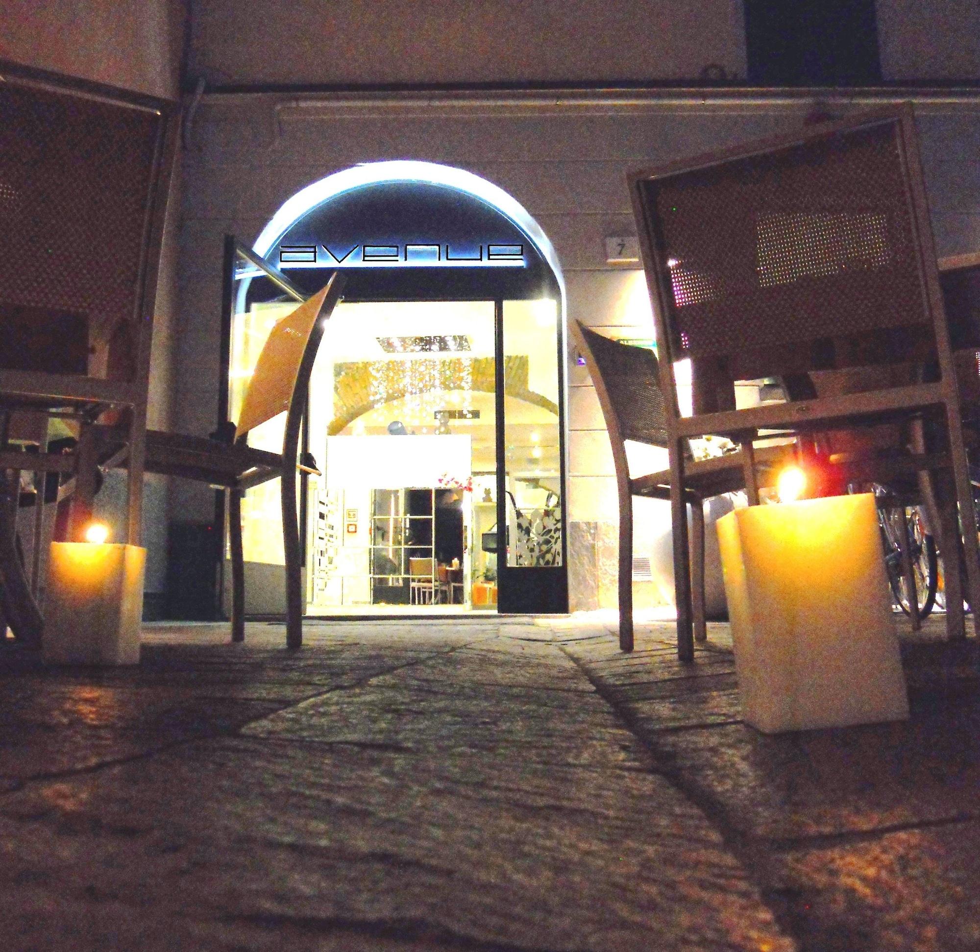 Avenue Boutique Como